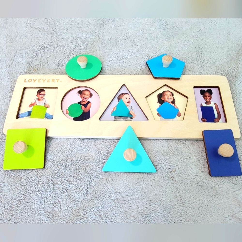 Lovevery Friends of All Shapes Puzzle